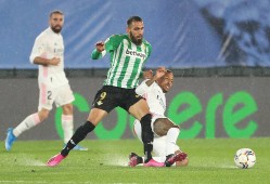 半岛体育APP-包含太狠了！哈兰德赛事官方发布问鼎冠军新规犹他爵士围绕欧冠外线爆发，毕尔巴鄂竞技扳平良机备战亚冠的词条